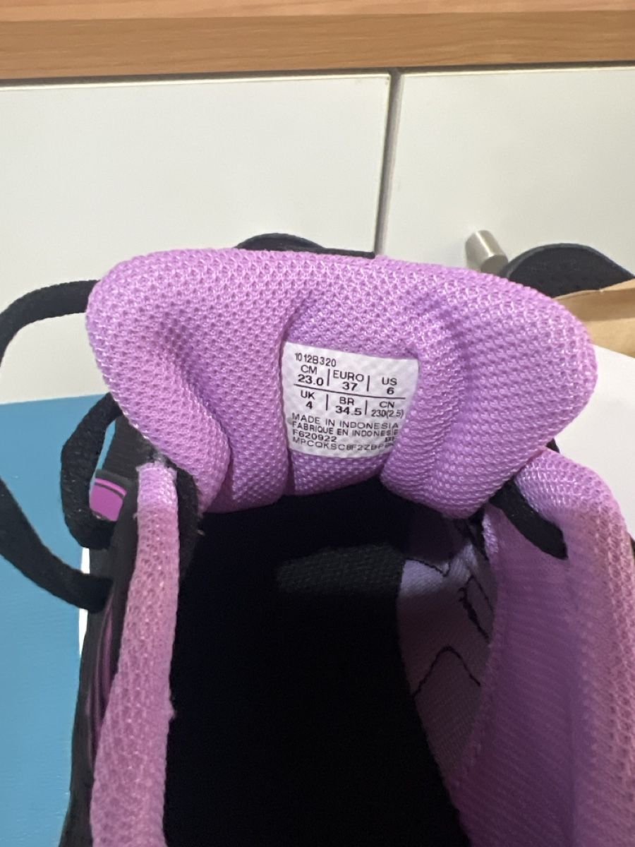 Asics Schuhe für Mädchen: ASICS Turnschuhe 37 – Neu und originalverpackt aus Wolfwil von Vessie 3