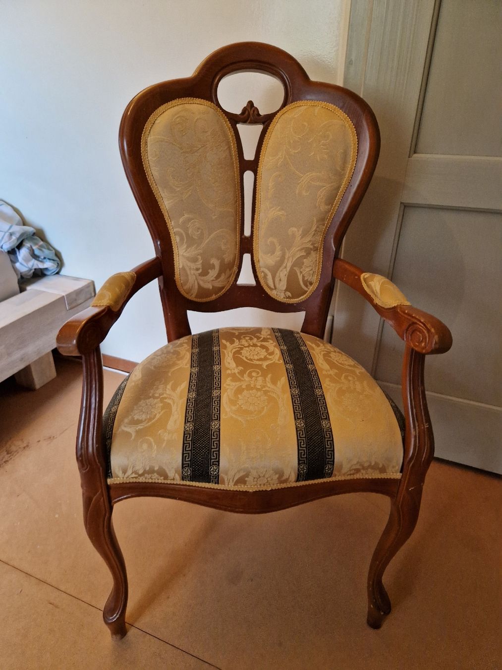 Sedie: Antiker Stuhl mit Charme - Sessel – Usato da Schlatt TG venduto da nancle
