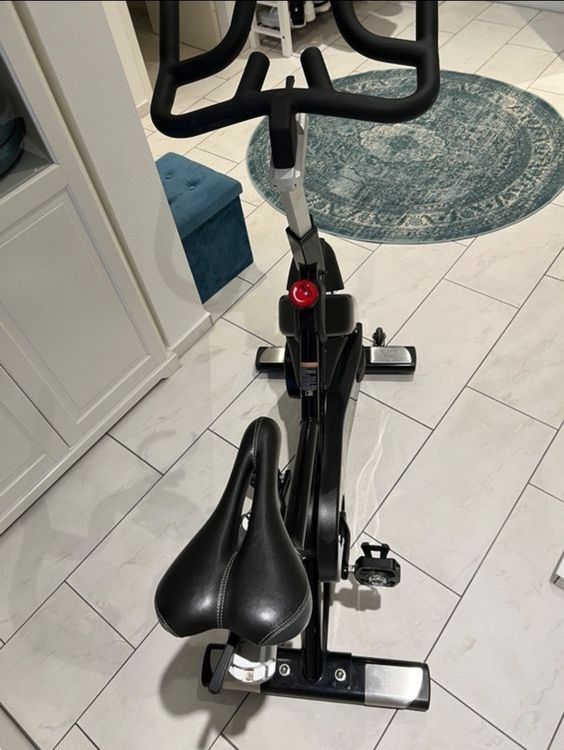 Hometrainer: Spinning Bike mit Bluetooth Sensoren – Usato da Zwingen venduto da ladarte 6