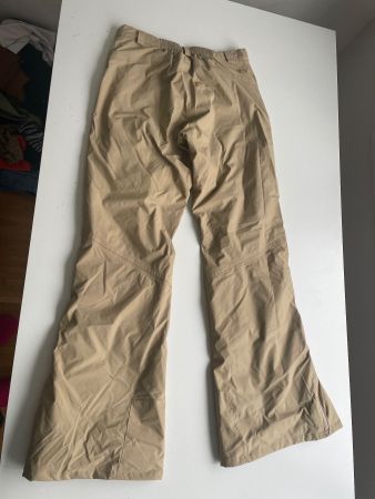 Ski-/Snowboardhose Grösse M beige von Montagne
