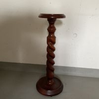 gedrechselter Blumen-/Kerzenständer  massiv Holz 73 cm hoch