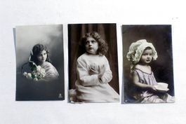 15x JUGENDSTIL - POSTKARTEN, junge Damen, um 1910, gelaufen