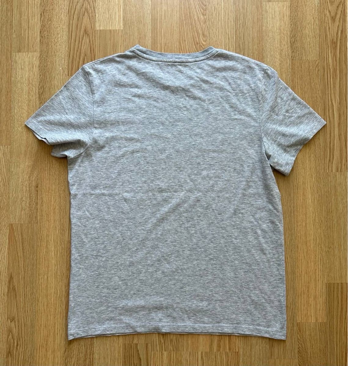 Tommy Hilfiger T-shirt: Tommy Hilfiger T-shirt  – Usato da Pfäffikon ZH venduto da Nataliia. 3