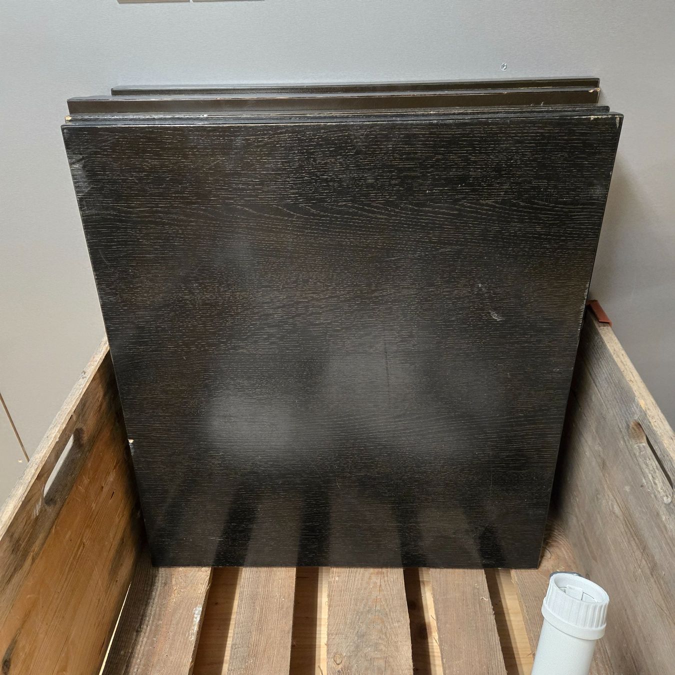 Piatti di portata: Tischplatte Eiche dunkelbraun 65 x 75 cm – Usato da Wolhusen venduto da Gastrorampe