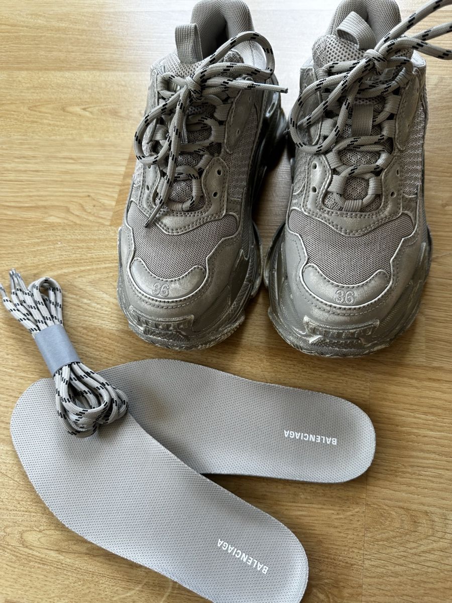 Balenciaga Scarpe da donna: Balenciaga Triple S – Usato da Schaffhausen venduto da Nadiuna 1