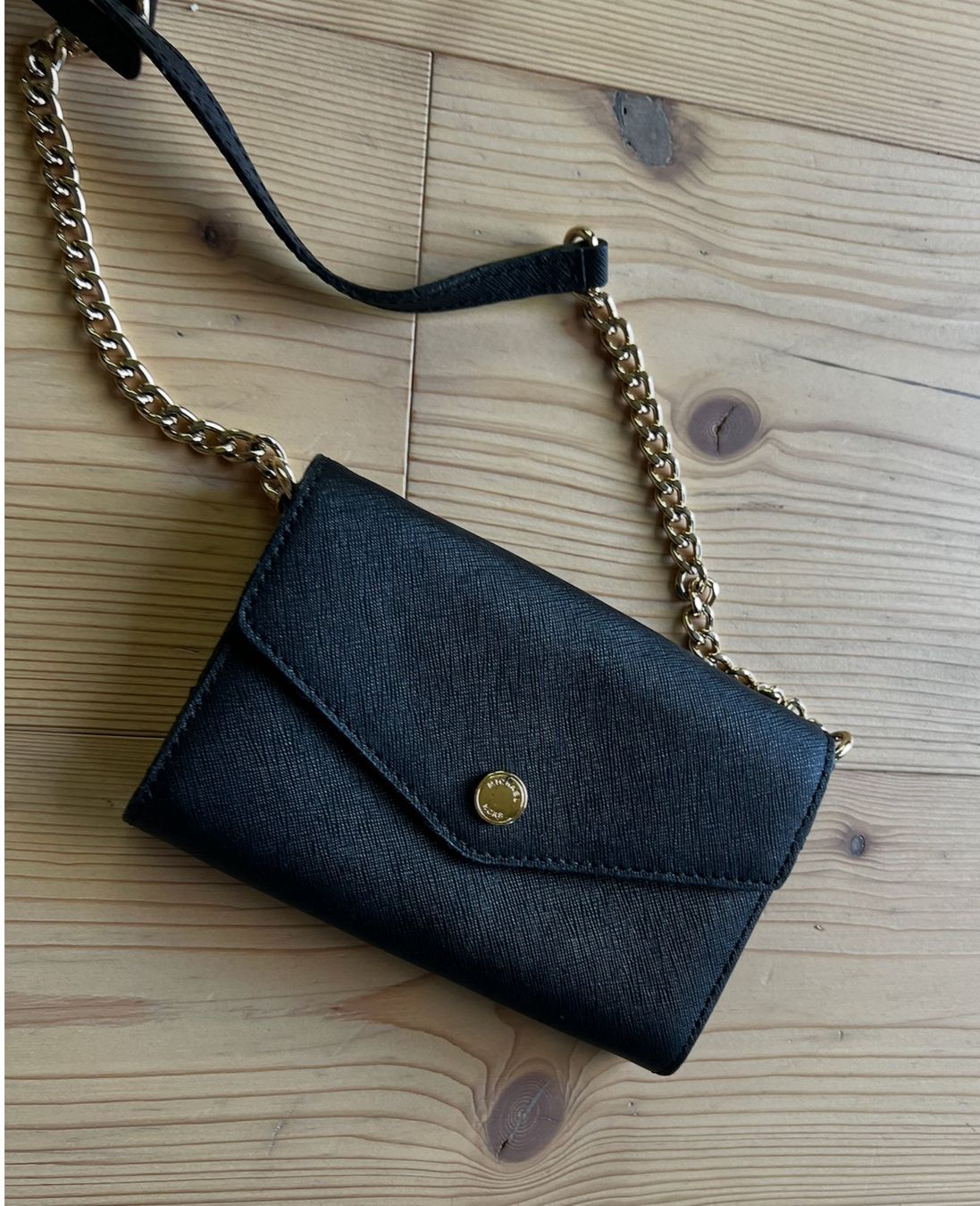 Michael Kors Taschen: Michael Kors Mini Tasche mit Kette – Gebraucht aus Zürich von meggimay 1