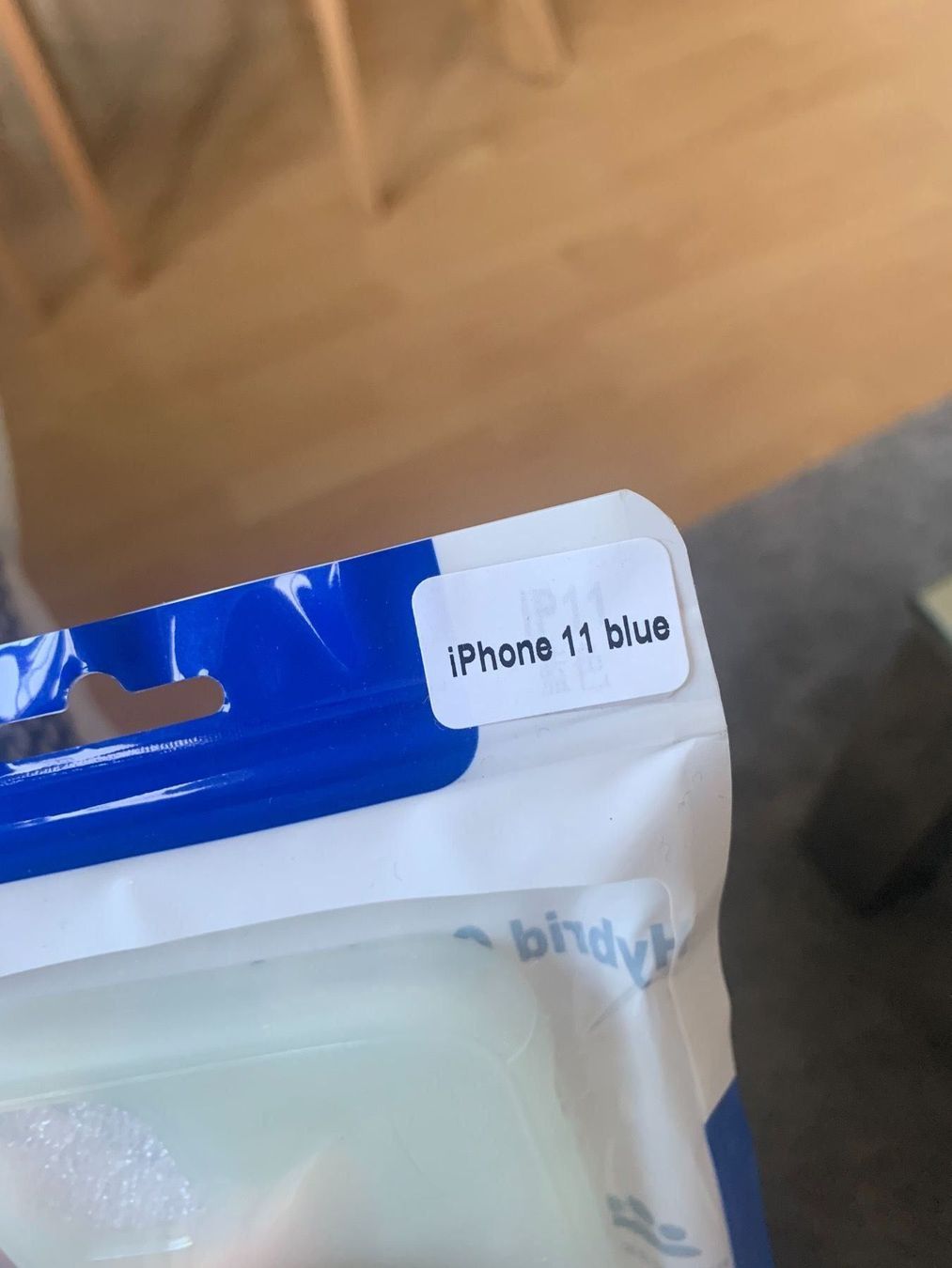 Cover & Protezioni schermo: Handyhülle Iphone 11 – Nuovo e nell'imballaggio originale da Biel/Bienne venduto da SandraDG 1