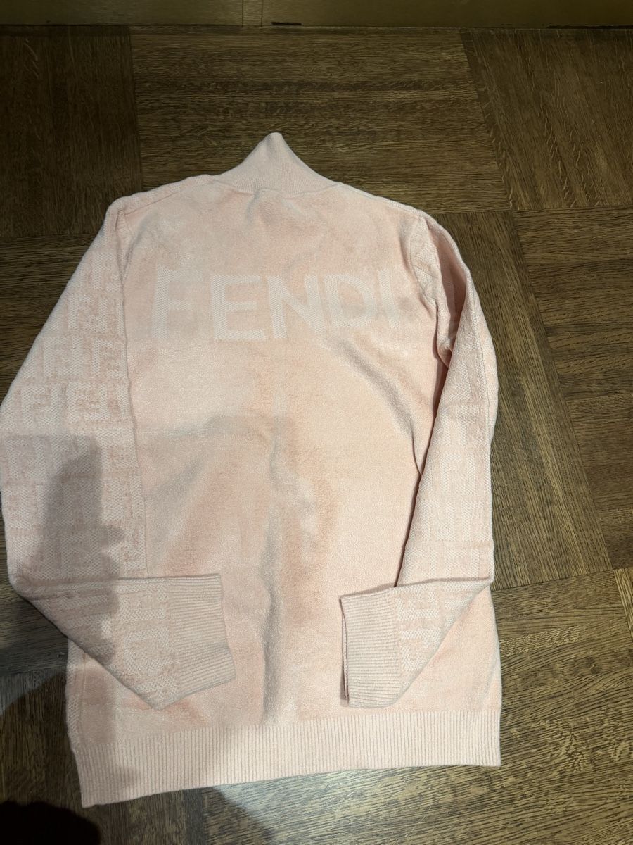 Fendi Maglioni & Felpe: Fendi Sweater New – Nuovo (secondo la descrizione) da Geneve venduto da kar_wq5h 2