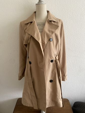 Trench-coat beige ZEBRA taille L, parfait pour la mi-saison!