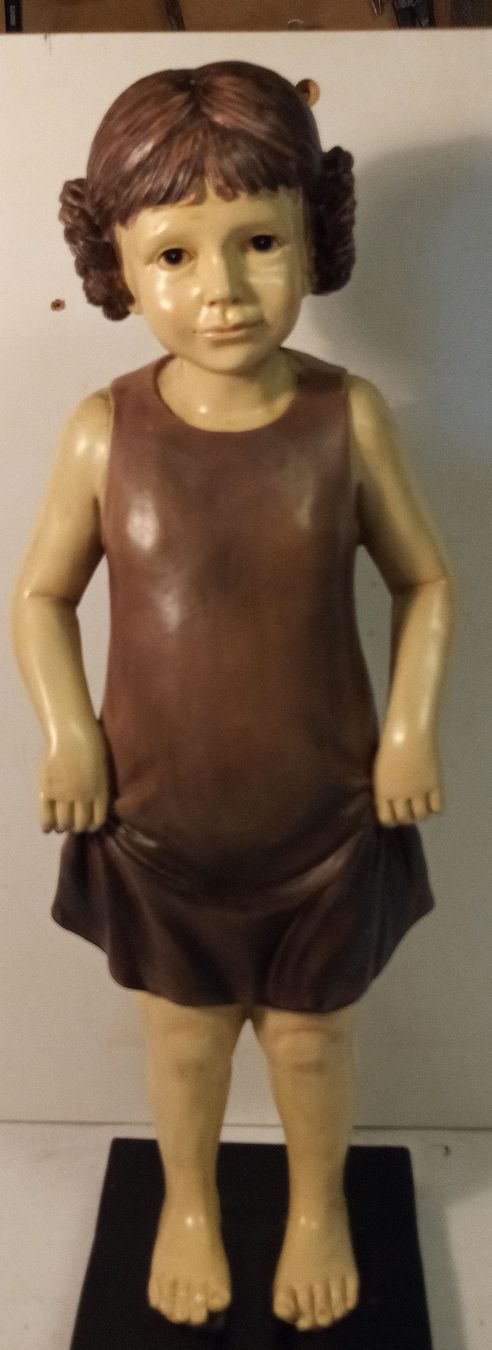 Figuren: Dekorative Mädchenfigur,(Grosses Mädchen),Resin, – Gebraucht aus basel von markusb07