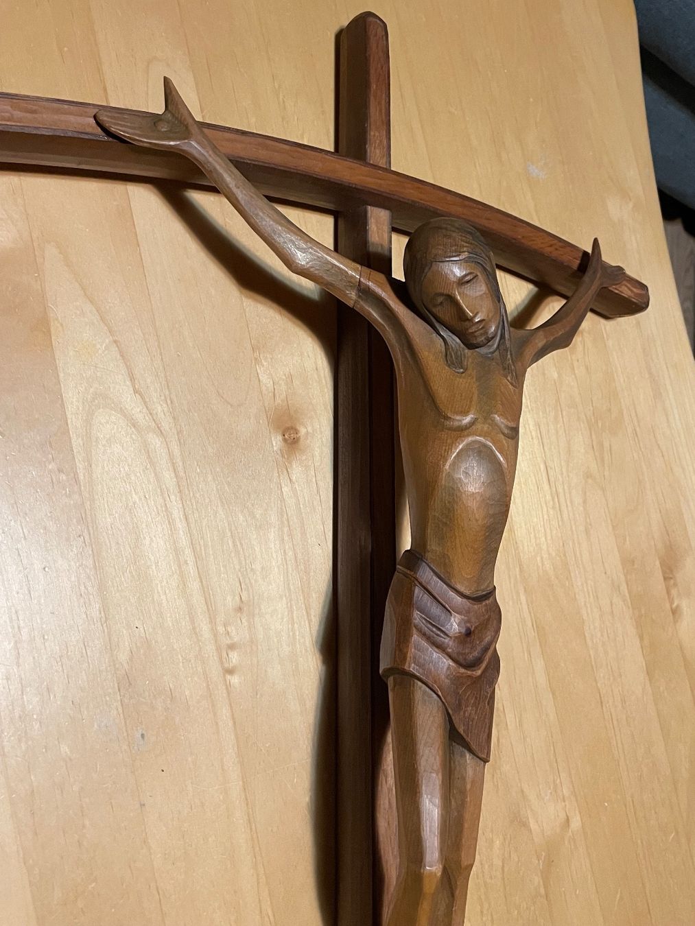 Statuette: Kruzifix, Handgeschnitzt – Usato da Frümsen venduto da Pescatore3 1