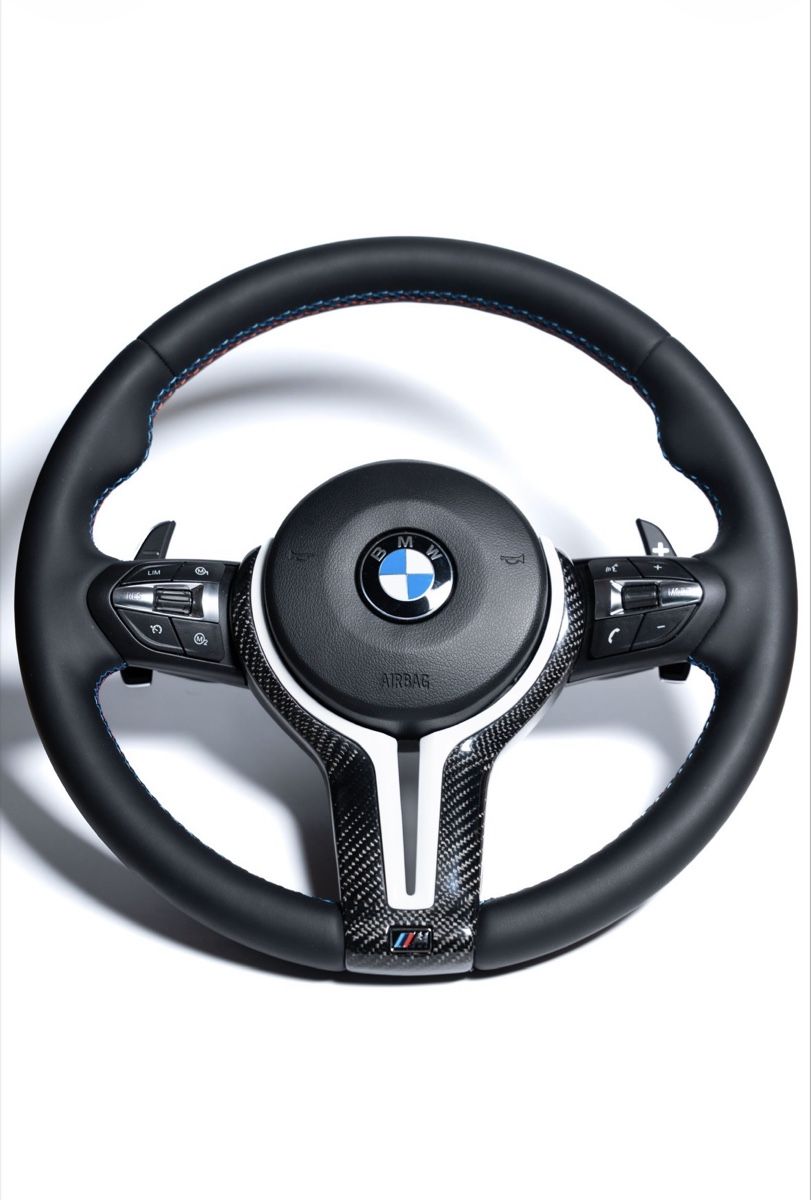 BMW Tutti pezzi di ricambio auto: BMW Lenkrad – Nuovo e nell'imballaggio originale da Brügg BE venduto da DENKOSTEERING_1