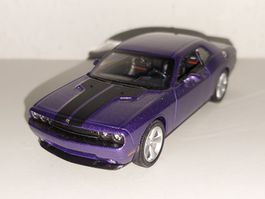 Dodge Challenger SRT8 2008 1:43 Norev