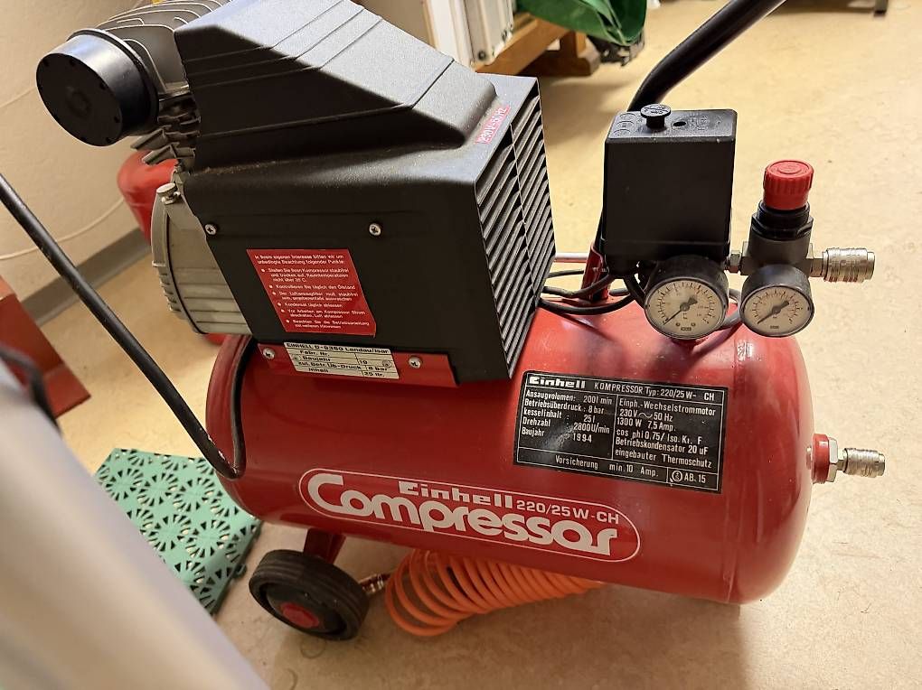 Compressori: Einhell Kompressor / 200/25W – Usato da Ittigen venduto da mar_9fd6 3
