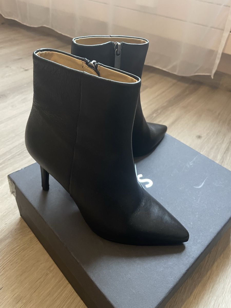 Scarpe da donna: Neue Hammerstein Leder-Stiefeletten Gr. 38 – Usato da Winterthur venduto da Fabelhaft123