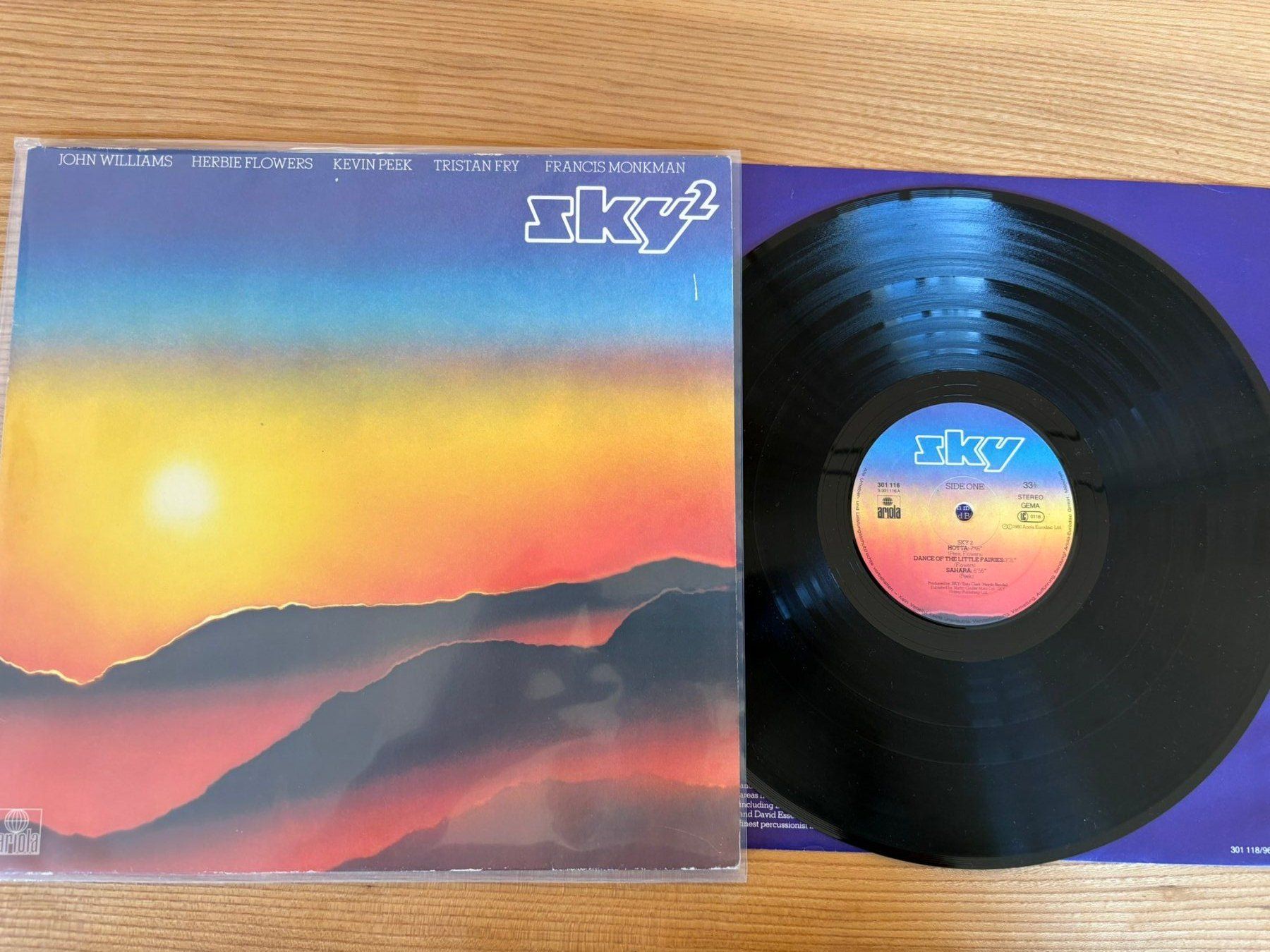 Dischi in vinile: Sky - Sky 2 - Germany - 1980 - Ariola – Usato da Zofingen venduto da Bigron