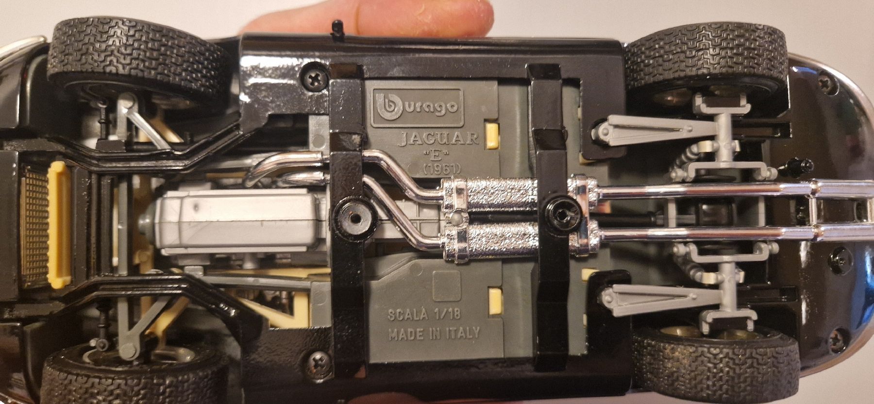 Bburago Modellini d'auto: Jaguar 'E' 1961 – Nuovo (secondo la descrizione) da Burgdorf venduto da maj_swz8 5