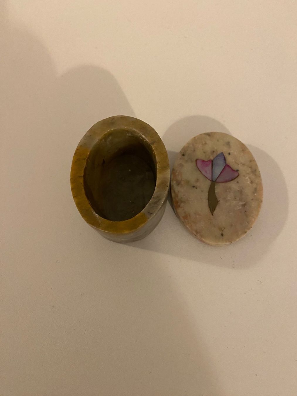 Altro in Cosmetici & Cura: Dekorative Schmuckdose/Pillendose aus Stein mit Blume – Nuovo (secondo la descrizione) da Ebikon venduto da Radeon0 3