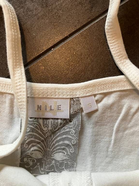 Tops: Weisses Top von NILE, Grösse S oder 36 – Gebraucht aus Romont BE von chrinou 2