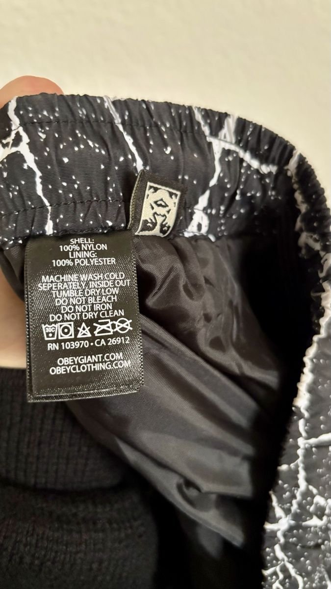 Obey Hosen: Obey Trainerhose Gr. S – Neu (gemäss Beschreibung) aus Thun von alibabaofhubabuba 2