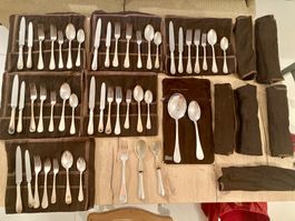 Posateria in argento 800 prodotta da Zaramella stile Inglese