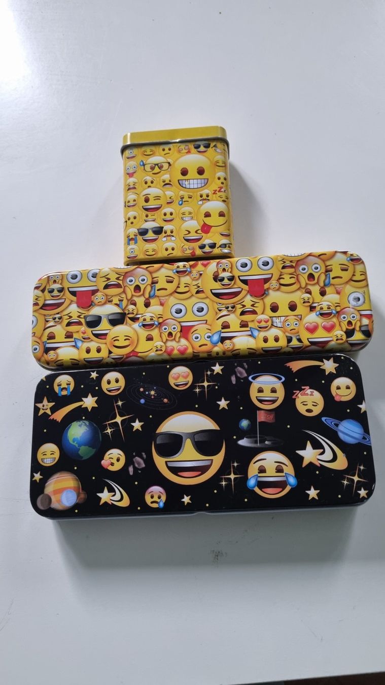 Altro in Decorazioni & Accessori: 3 boîtes EMOJI – Usato da La Chaux-de-Fonds venduto da mikilo1