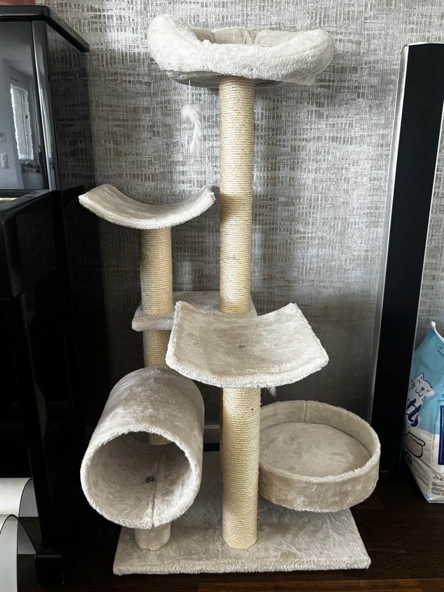Tiragraffi: Katzenbaum Creme – Nuovo (secondo la descrizione) da Wollerau venduto da michellemrtg