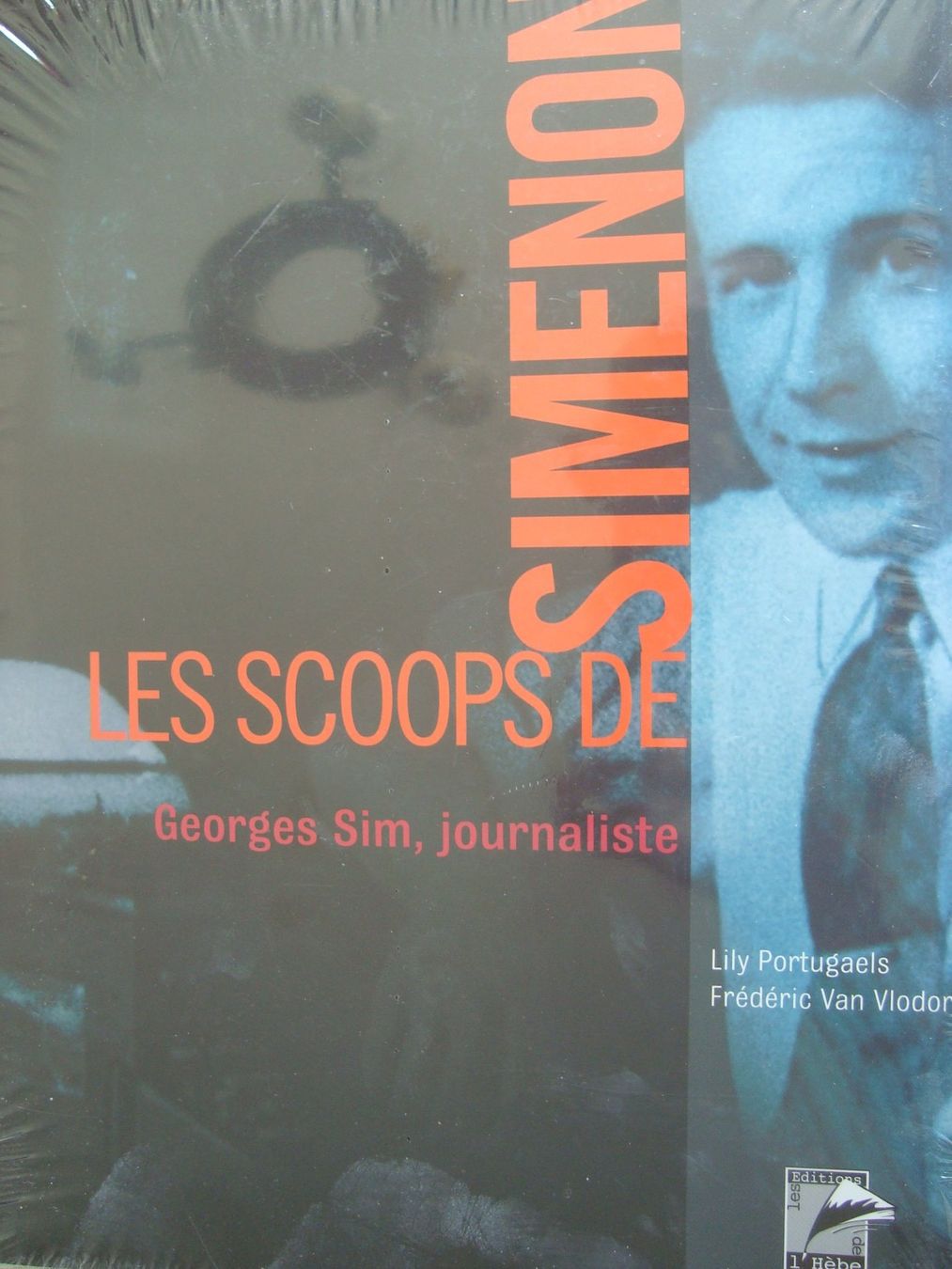Libri: Les scoops de Simenon – Nuovo e nell'imballaggio originale da Fribourg venduto da ruswil007