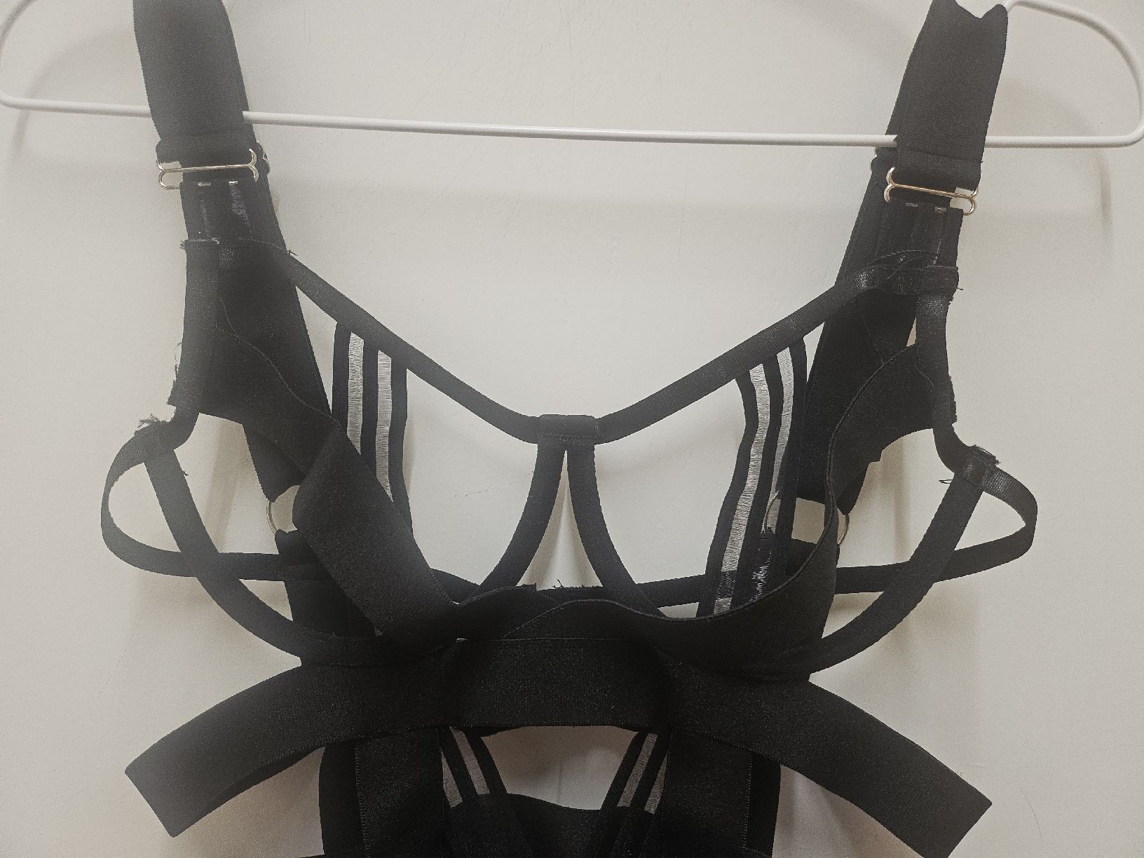 Altra biancheria intima: Fetisch Body Harness schwarzer Riemchenstil – Usato da Zürich venduto da eri_8w5v 2