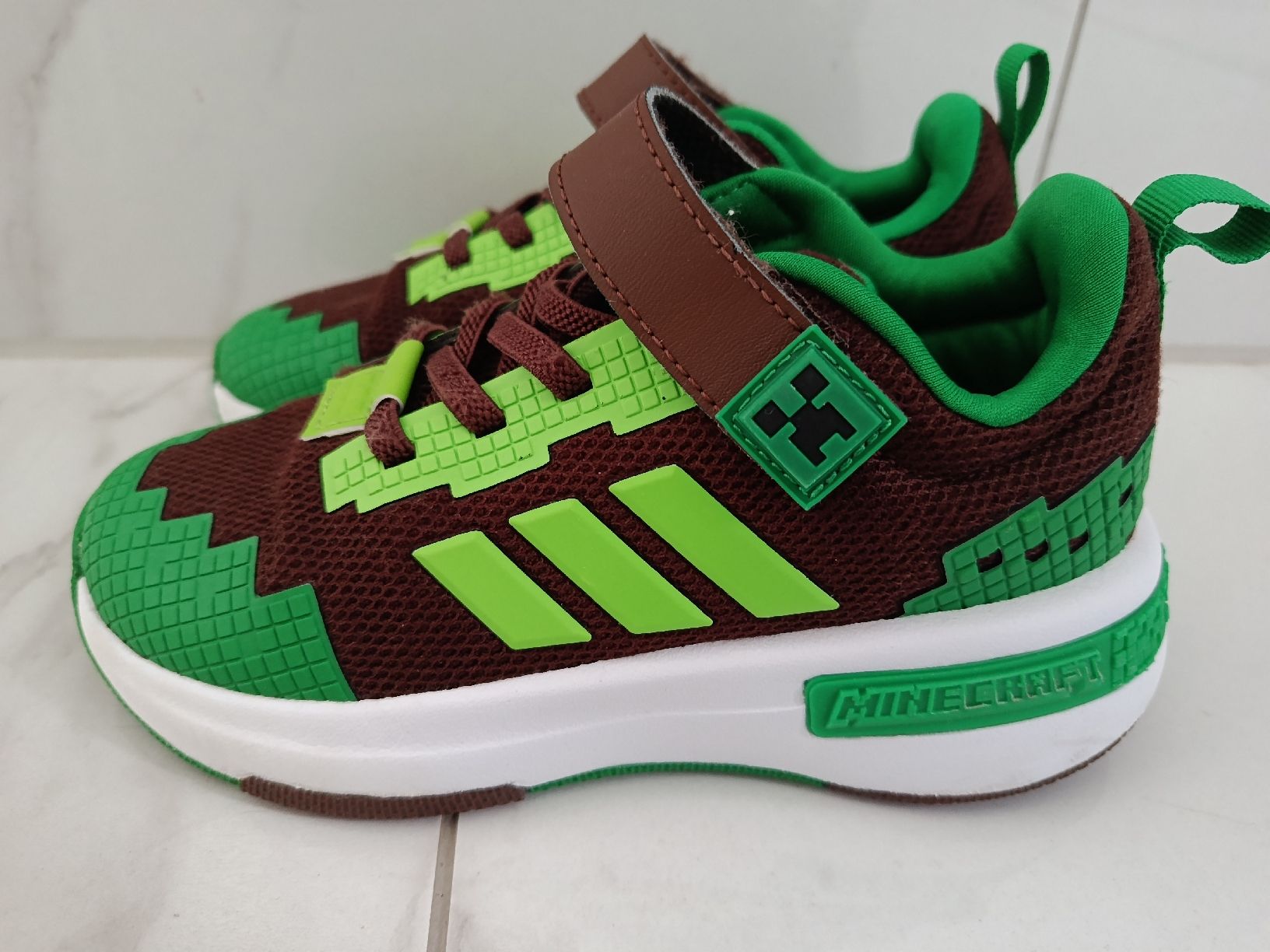 Adidas Scarpe per ragazzi: Adidas Kinder Sneakers Minecraft – Usato da Naters venduto da oks_6rfv 4