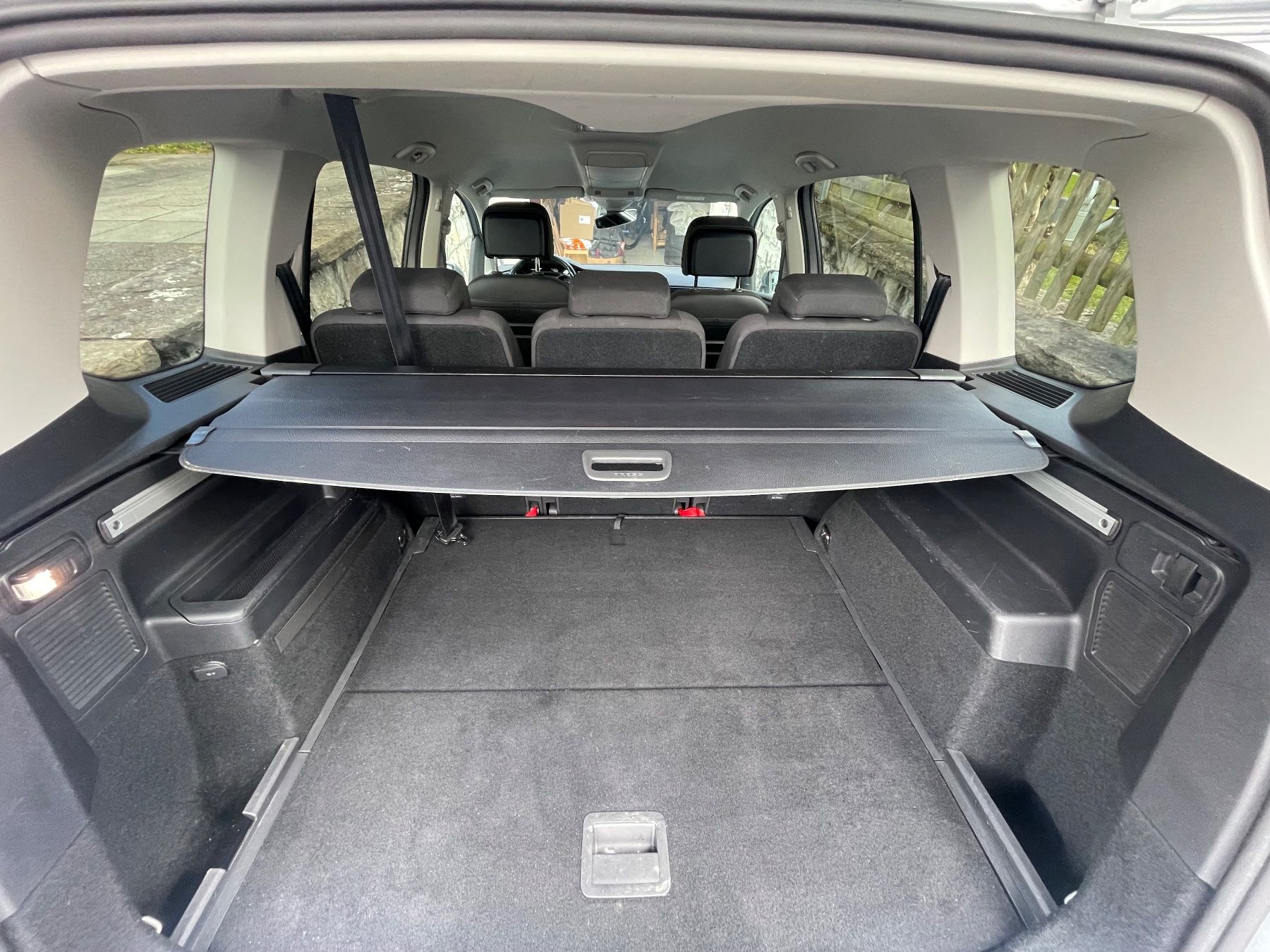 VW Autos: VW Touran 2.0 TDI DSG Comfortline – 2019 – Hellgrau Met. – Gebraucht aus Thun von Strangedog 8