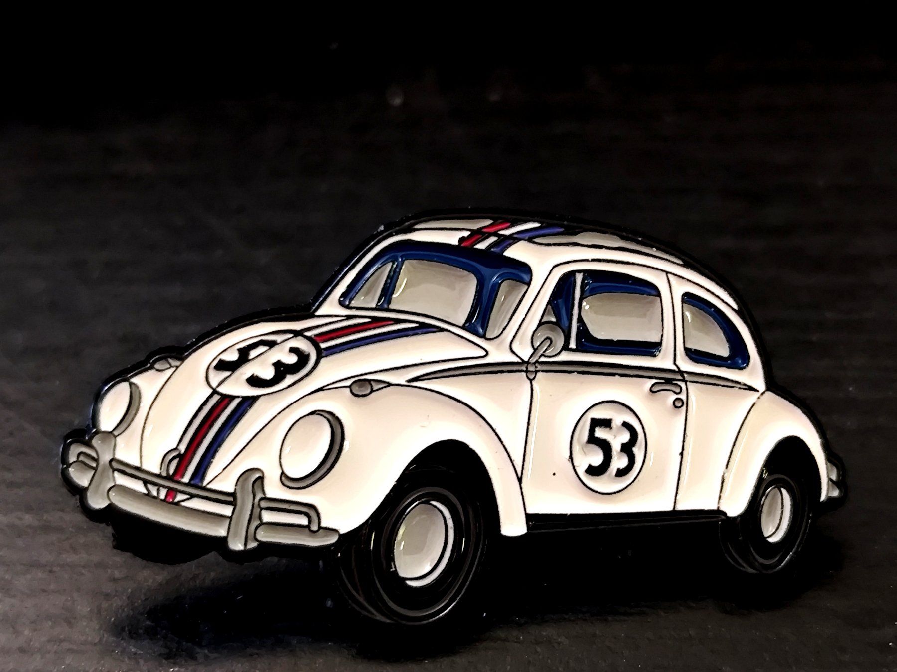 Volkswagen Placchette & Badge: Volkswagen Pin "Herbie 53" - Anstecker ca.  3cm – Nuovo (secondo la descrizione) da Bettingen venduto da hamau2012