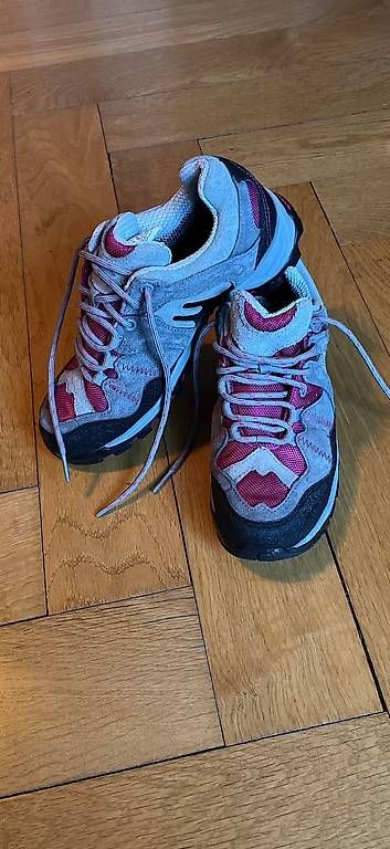 Decathlon Scarpe da donna: Chaussures de randonnée - 36 – Nuovo (secondo la descrizione) da Lausanne venduto da YaMa06