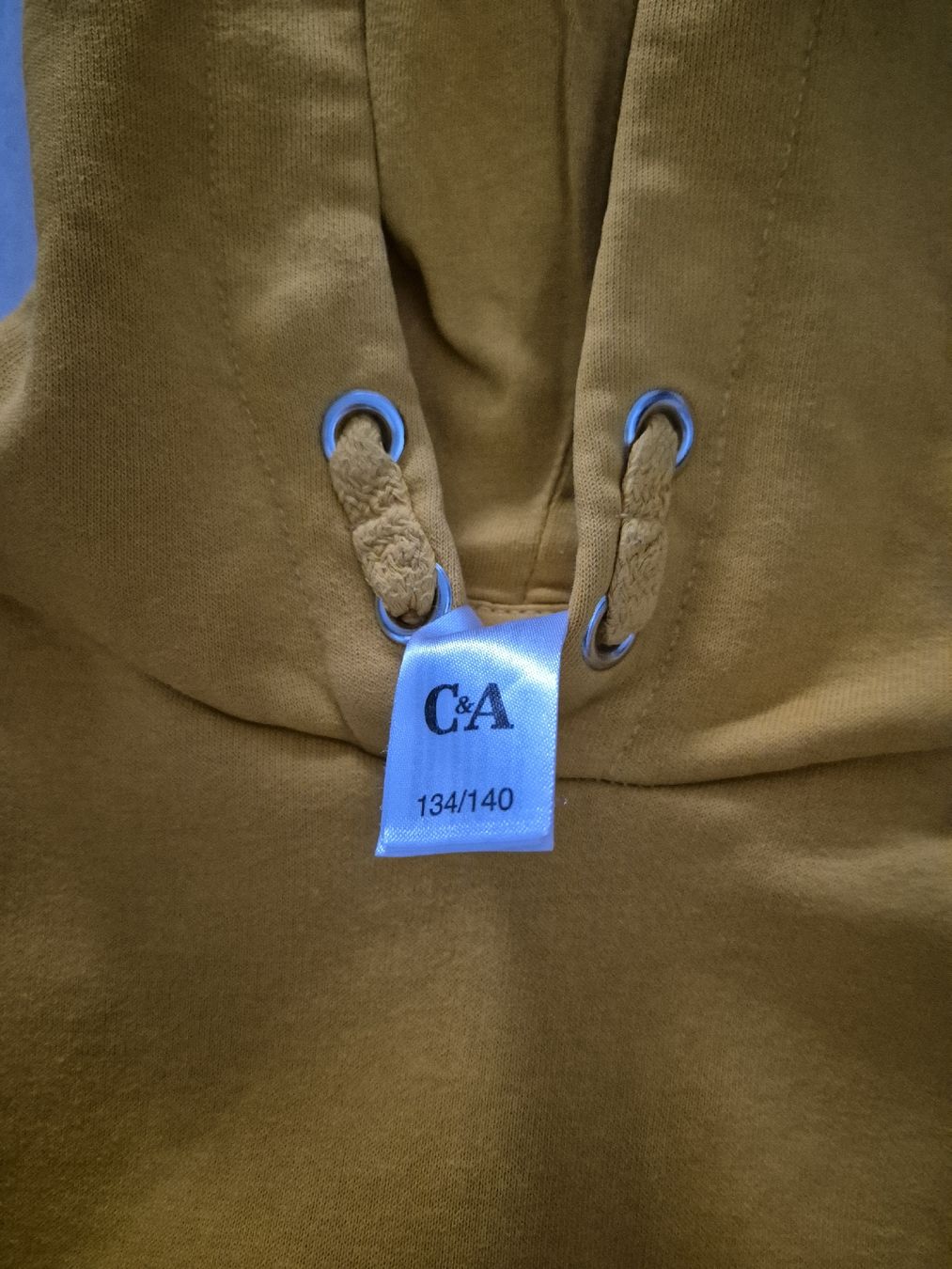 Pullover & Sweatshirts: Pullover 2 Stück Gr. 134/140 – Gebraucht aus Stansstad von Kyra014 1