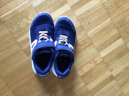 Turnschuhe, Sportschuhe, Hallenschuhe, Schuhe, Gr. 31