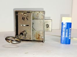 1 antikes Möbelschloss mit Schlüssel, DM4.5cm (LOT618#MBS3)