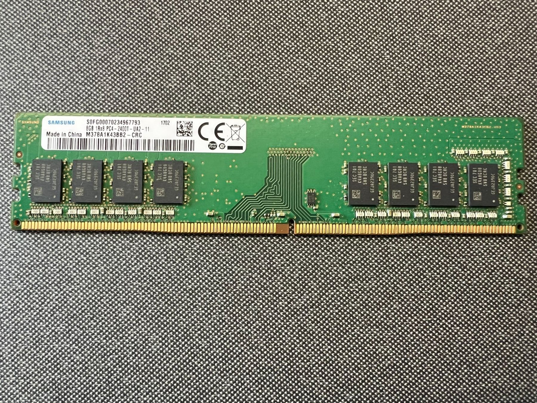 Samsung Memoria / RAM: 2x Samsung 8GB DDR4 RAM PC4-2400T – Usato da Zürich venduto da Nice_2_u 2