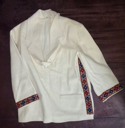 Veste/Pull traditionnel grec en laine brodé