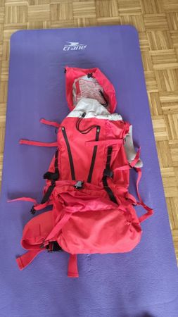 Top Wanderrucksack rot, ideal für die nächste Bergtour!