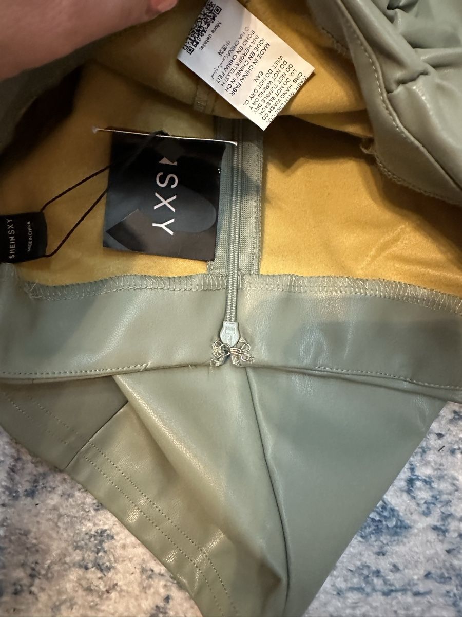 Shein Gonne: PU Rock mit Raffung und Schlitz – Nuovo e nell'imballaggio originale da Adlikon b.Regensdf venduto da E.Prov 5