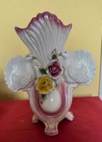 Vase Porzellan weiss mit Tauben und Blumen, ca. 38cm
