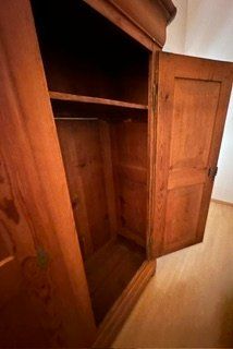 Armadi: Schrank aus Holz – Usato da Liedertswil venduto da Schalali-1 3