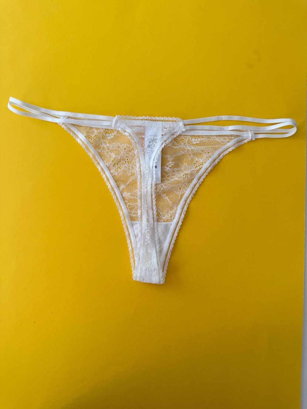 Hunkemöller Autres dessous: HUNKEMÖLLER, String, Grösse XL, Farbe Weiss – Neuf avec emballage d'origine à Rudolfstetten par gst_g7xl 2