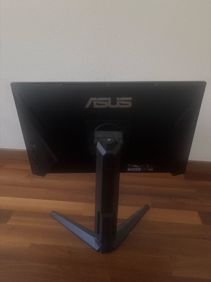 Asus Monitor: Monitor ASUS mit Standfuss guter Zustand – Usato da Kloten venduto da C.David 1