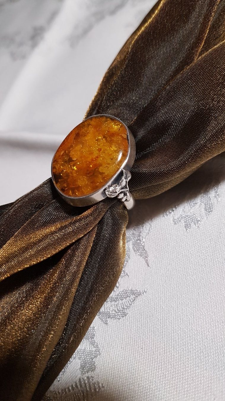 Anelli: Wunderschöner Ring grosser Bernstein Silber 925 18 mm innen – Usato da Basel venduto da ivoli