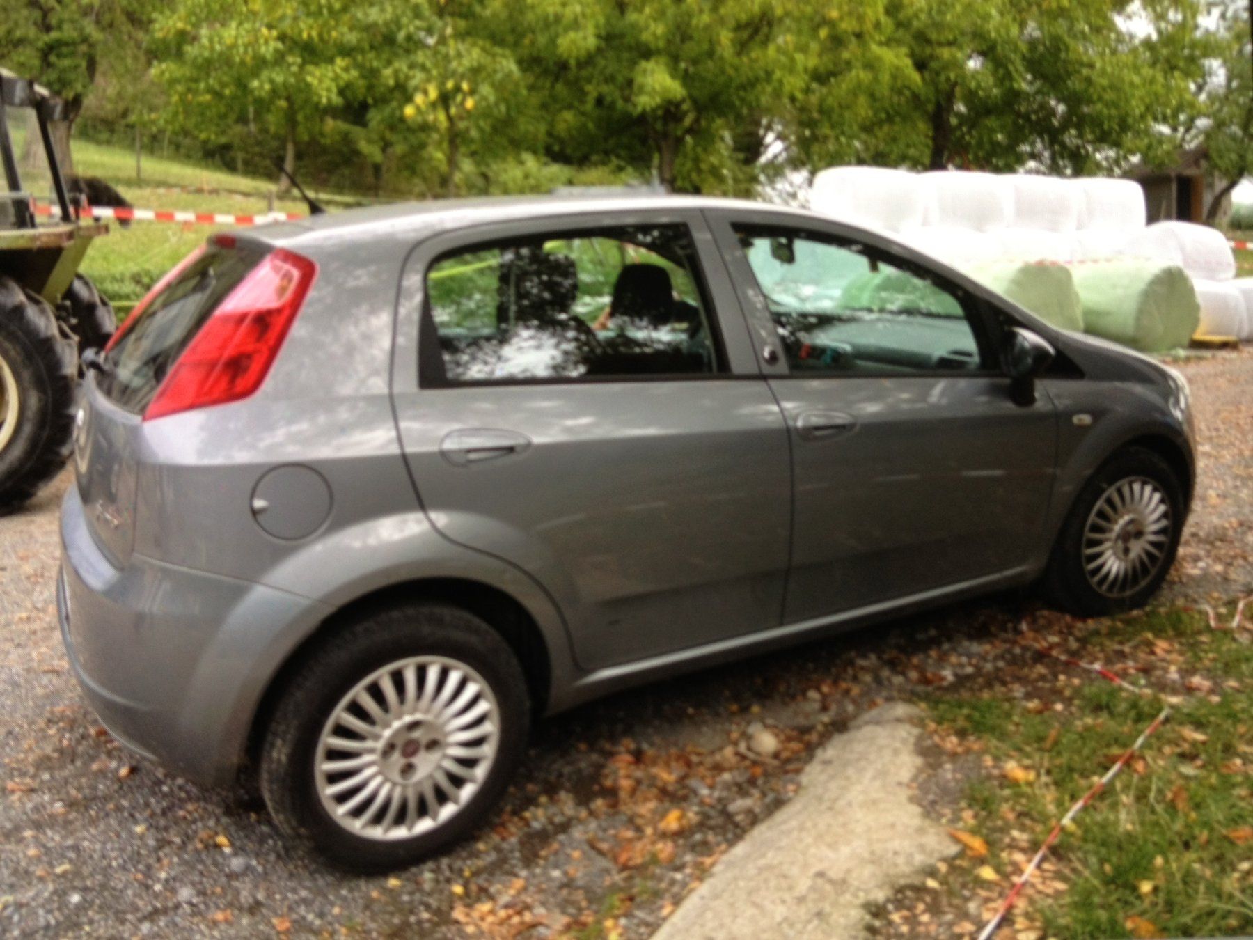 Fiat Automobili: Fiat Punto 1.4  8V – Usato da Rickenbach LU venduto da Hulibu 1