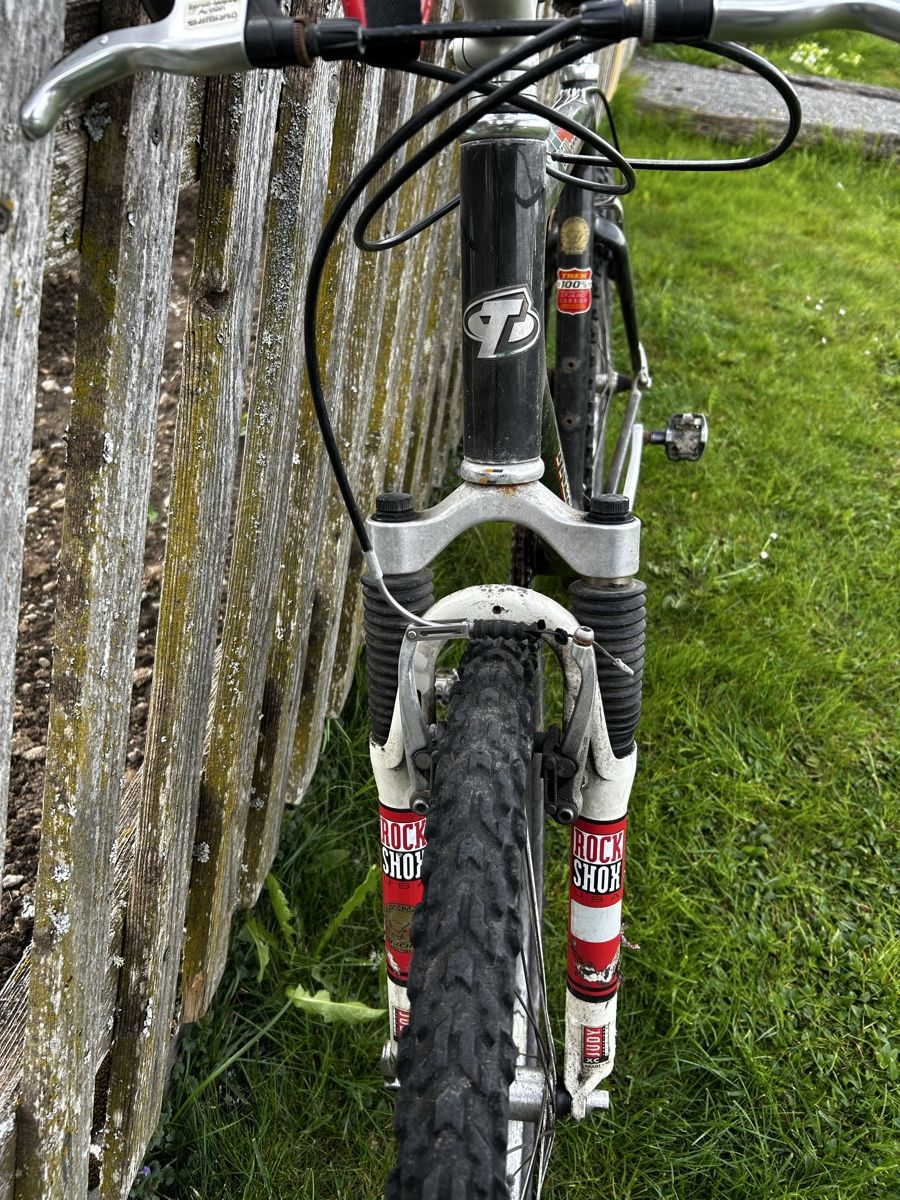 Trek Biciclette: Eines der ersten Trek Carbon Hardtail – Difettoso da Reichenbach i. K. venduto da Standfluh 2