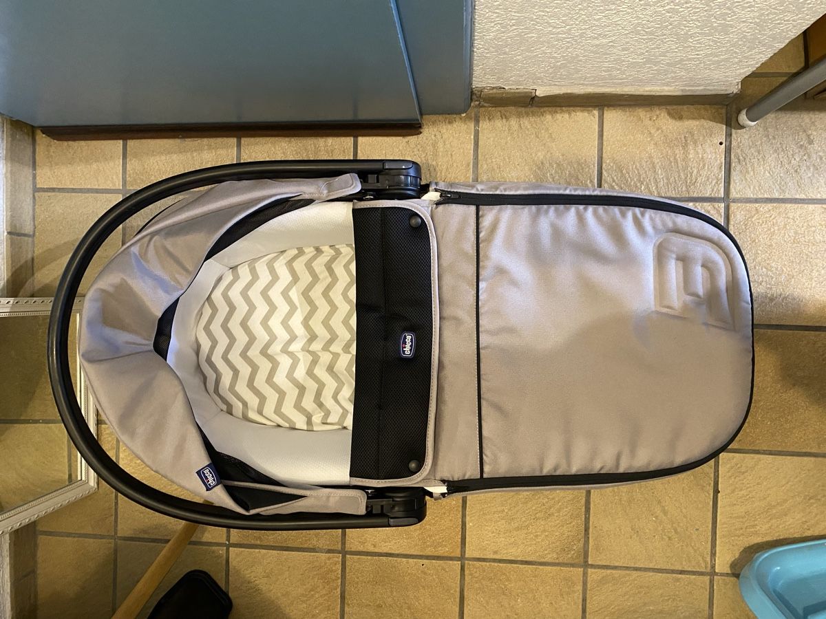 Chicco Carrozzine: Nacelle Chicco – Usato da Bellevue venduto da cou_7g9g 2