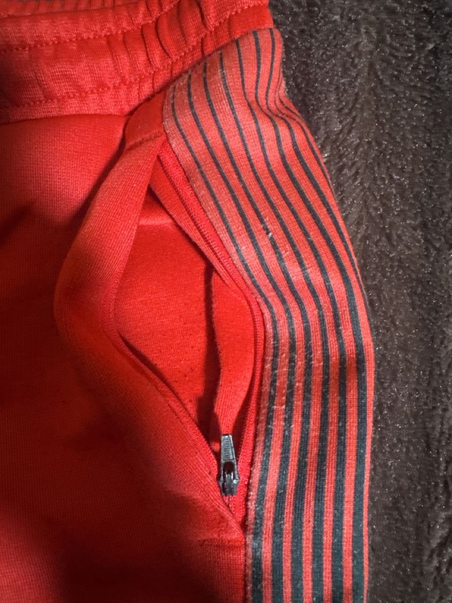 Ferrari Pantaloni: Jogging Ferrari – Usato da Cressier FR venduto da per_95ld 3
