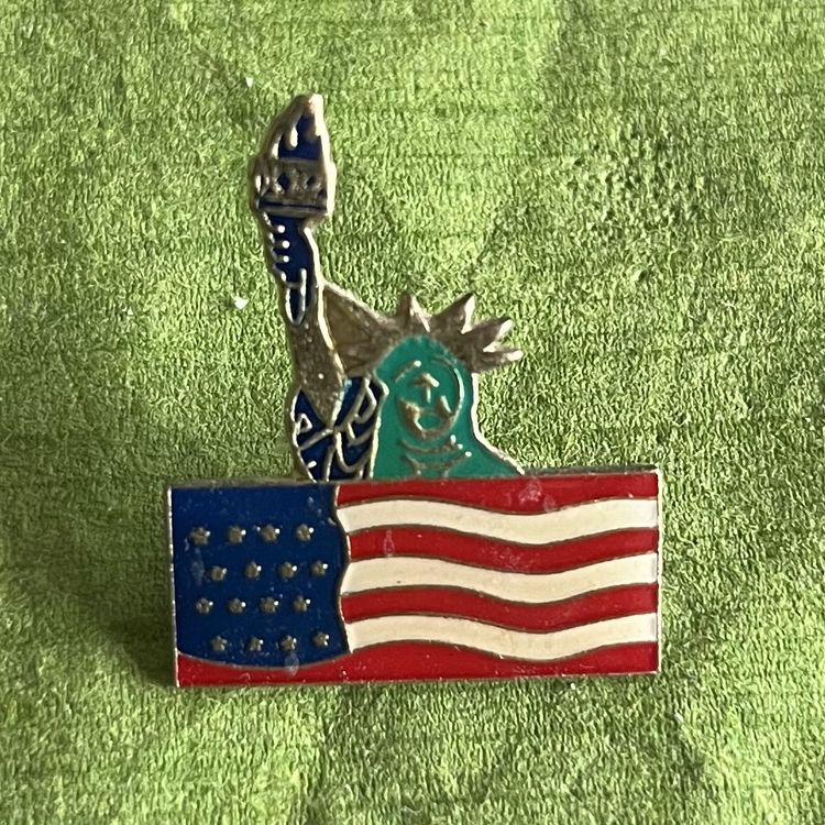 USA Flagge Statue Pin | Kaufen auf Ricardo